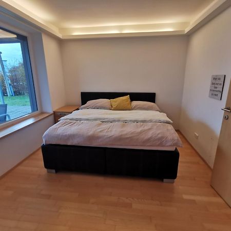 Haus Mit Traumhaften Ausblick Villach Habitación foto